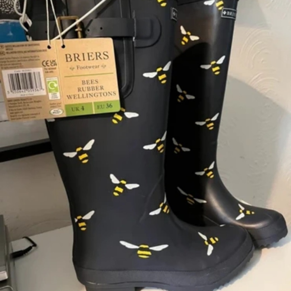 Briers Black Bee Pattern Rubber Boots